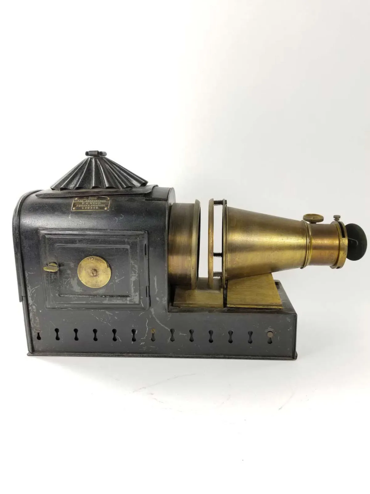 19TH CENTURY MAGIC LANTERN