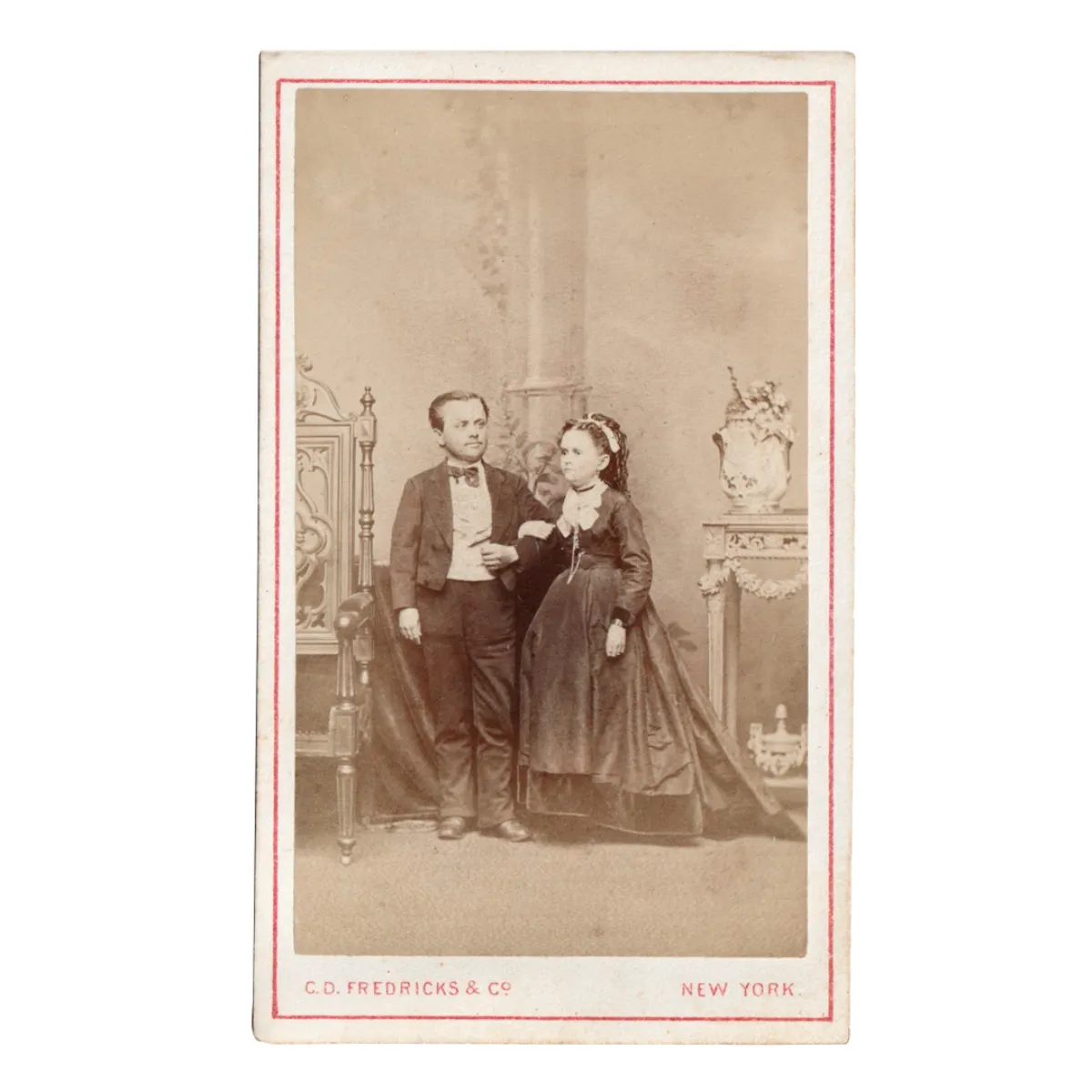 CS0021 Antique 19th Century CDV Photograph Sideshow ‘Little People’