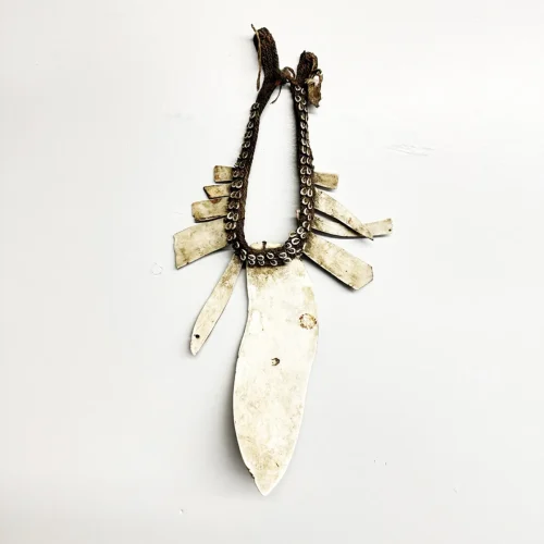IP1371 Asmat Tribal Shell Necklace New Guinea