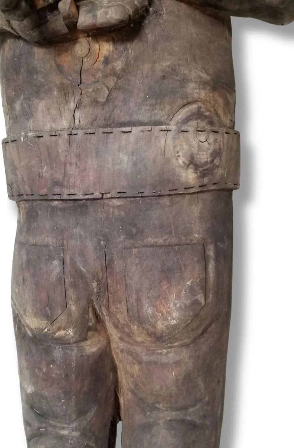 MA021-Hang-Man-Back-Bottom-Close Carved wooden figure – the hanging sheriff