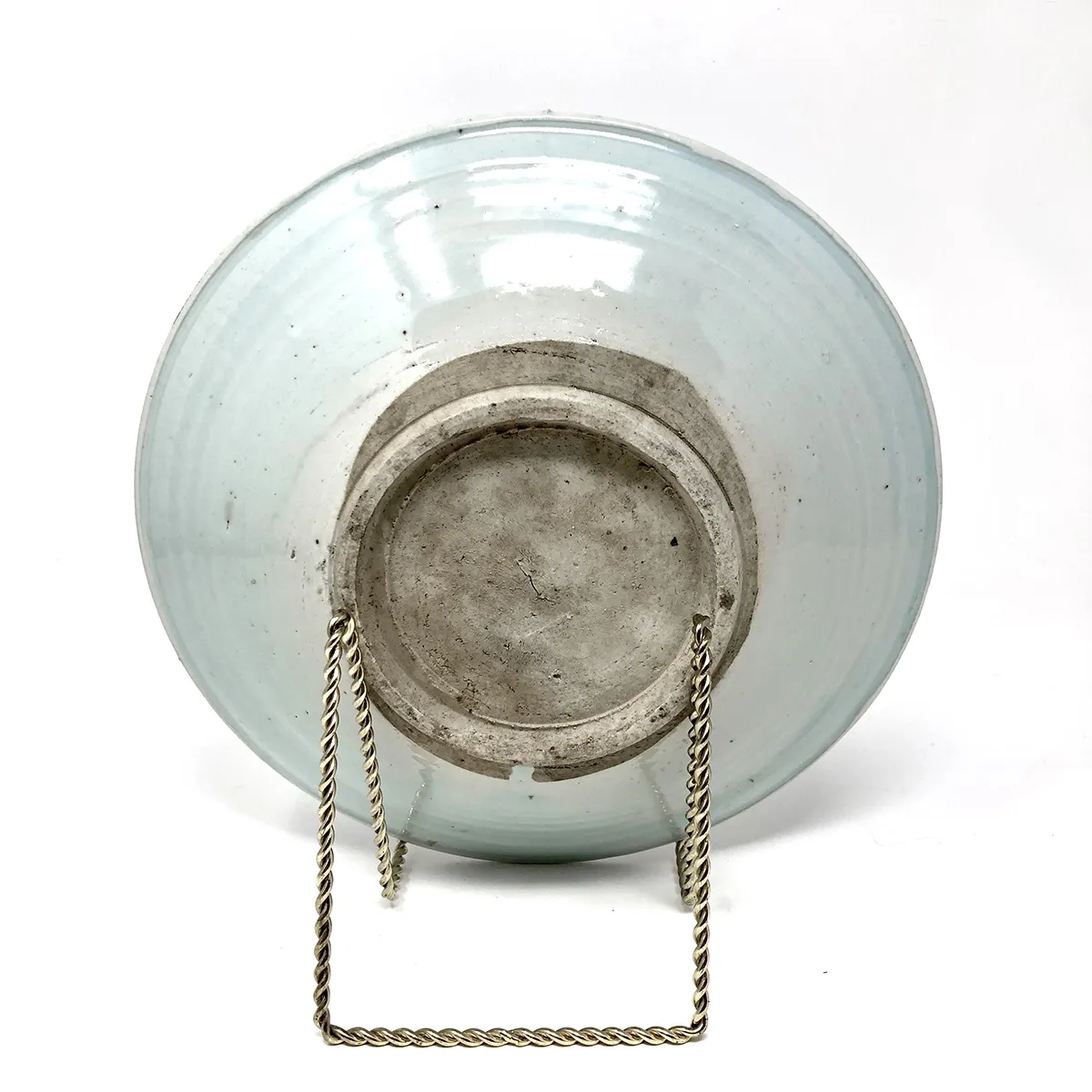WT0252 17th or 18th Century Celadon Plate